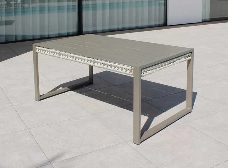 Mesa de comedor de aluminio y cuerda trenzada Havana