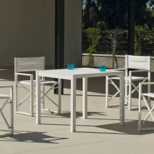 Conjunto de comedor para jardín con mesa y 4 sillas de Director Palma Sinara