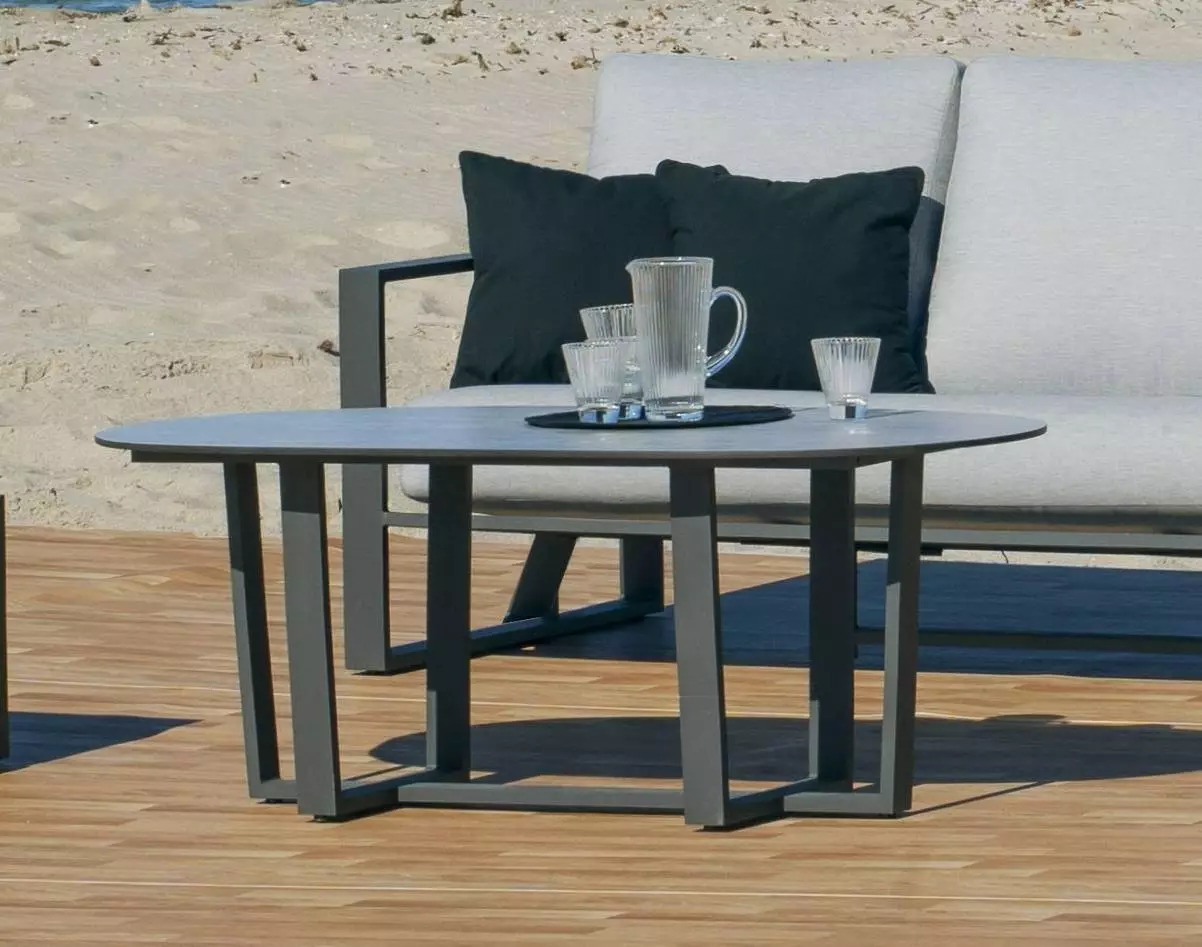 Mesa de jardín en aluminio y tapa de HPL Alelí