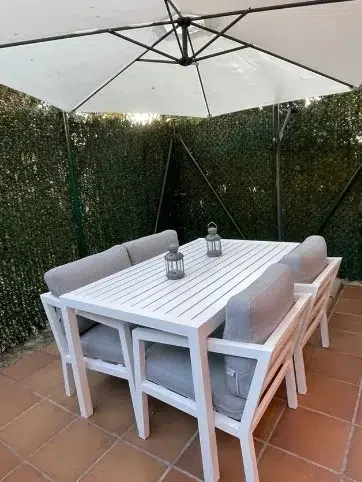 Conjunto de jardín sofá y mesa