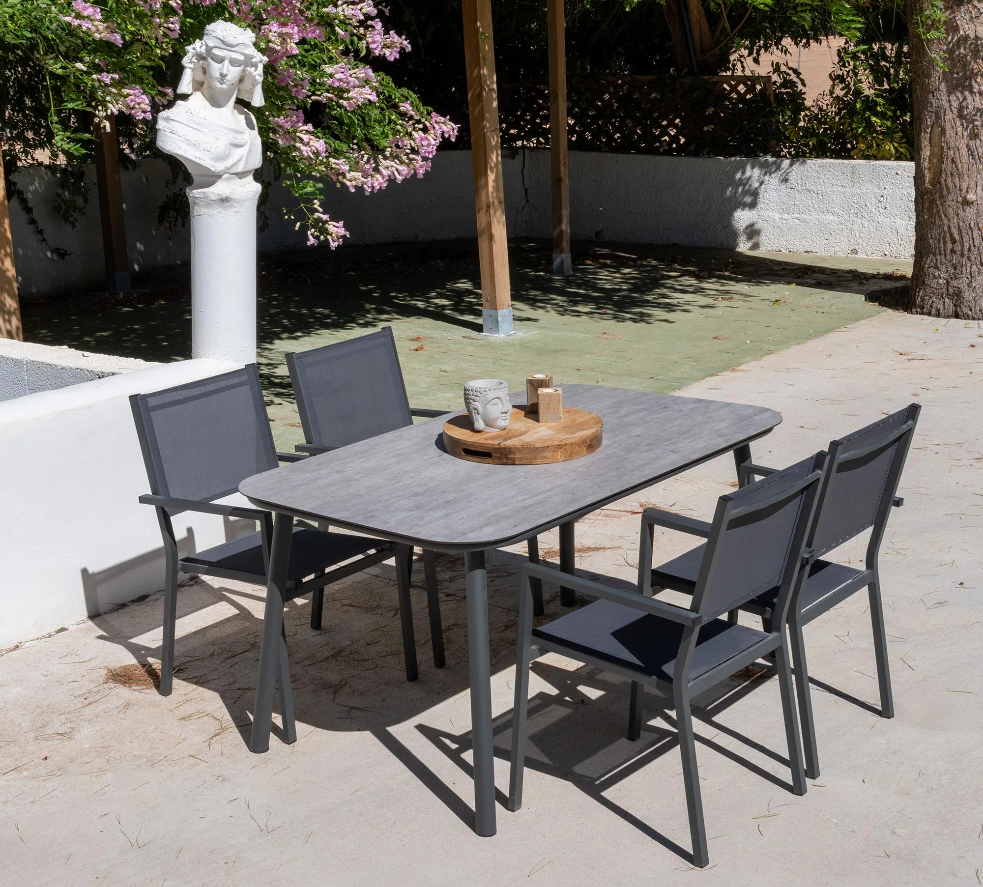Conjunto de mesa y sillas de terraza de aluminio para 4 personas Mundra / Córcega