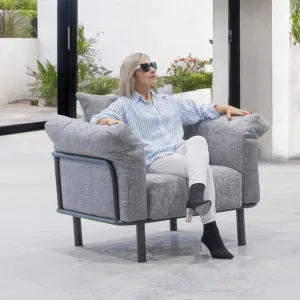 Sillón mullido de diseño escandinavo Brandon